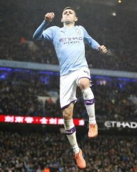  克莱rmont主场龙发威轻取弱旅巩固中游位置