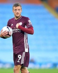  莱斯特城老将瓦尔迪戴帽助球队横扫伯恩利  