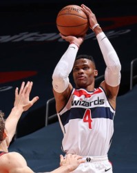  萨博尼斯两双国王轻取黄蜂豪取赛季第43胜刷新纪录